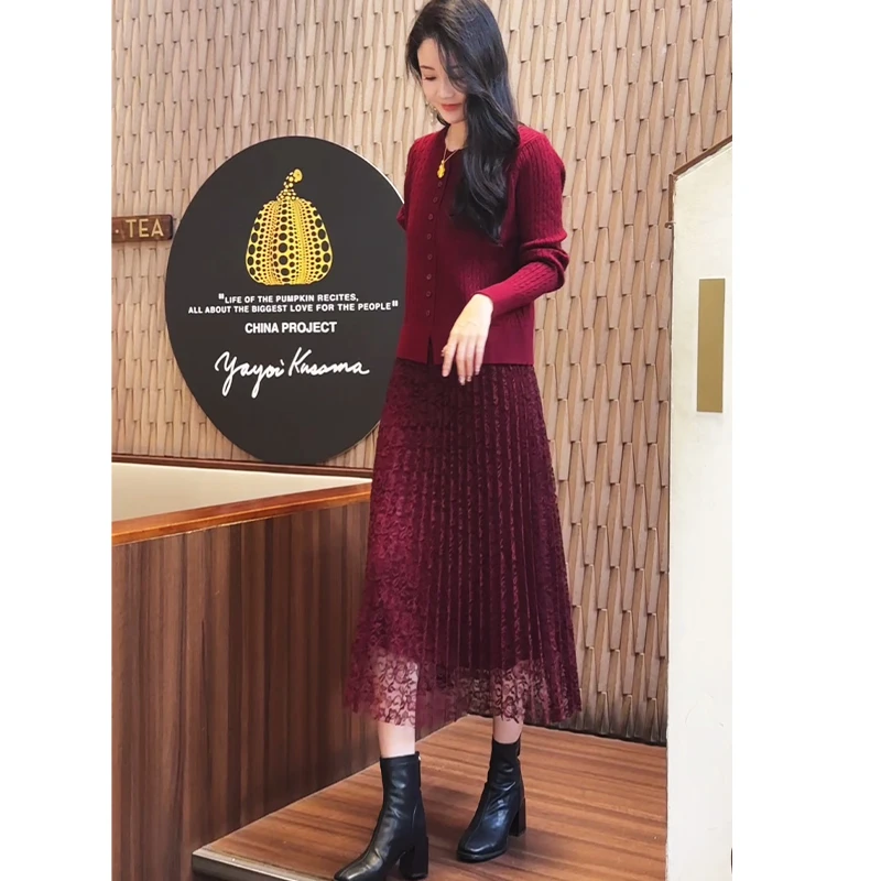 8203#高级感时尚拼接蕾丝轻奢名媛新款气质轻奢高端针织洋气长裙