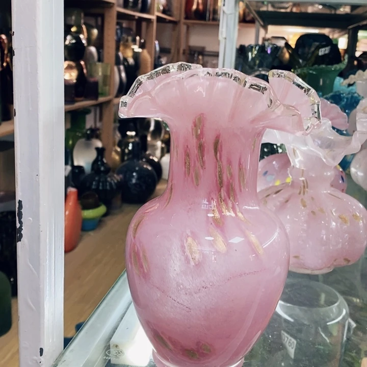 花瓶高24厘米口5厘米