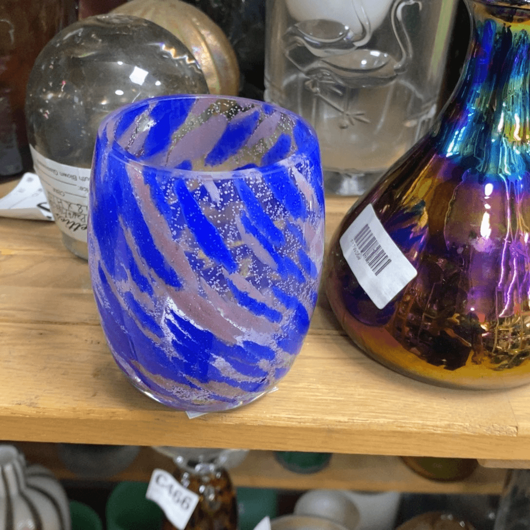 花瓶高9厘米口6厘米