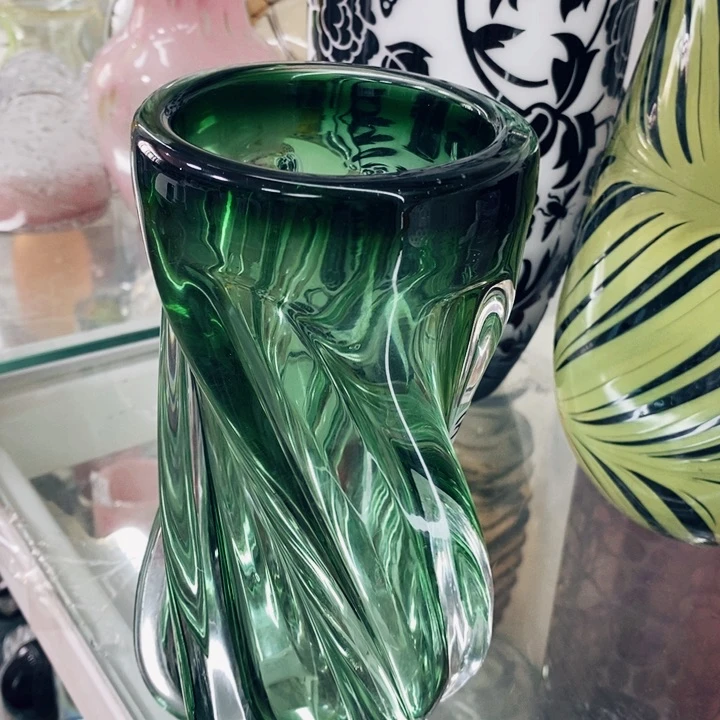 花瓶高20厘米口7厘米