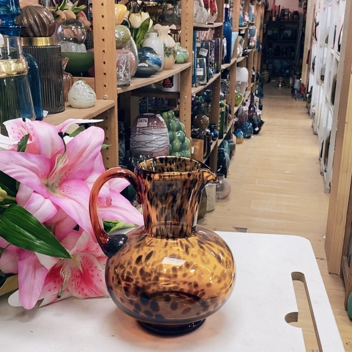 花瓶高22厘米口8厘米