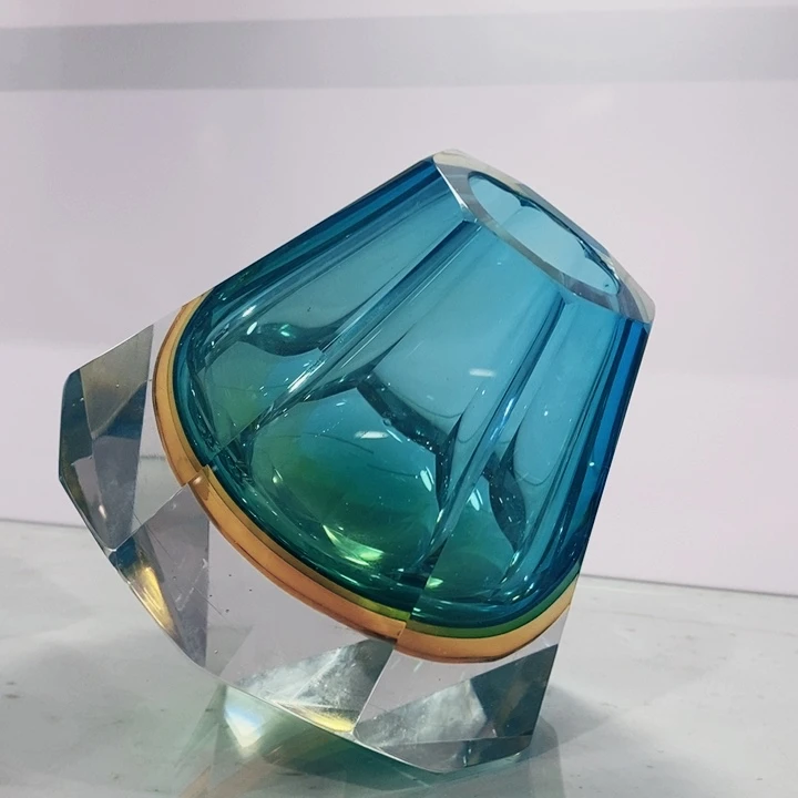 花瓶高18厘米口4厘米