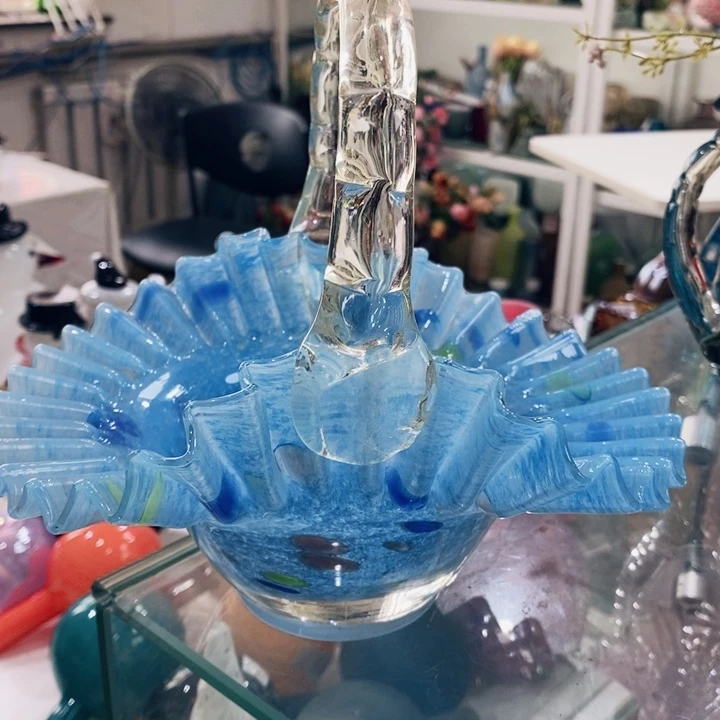 花瓶高21宽21厘米