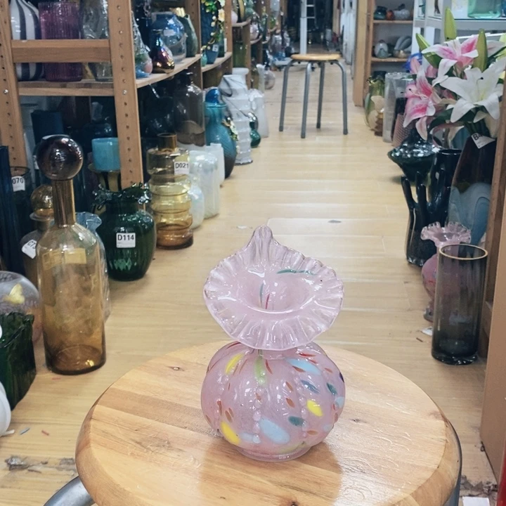 花瓶高14厘米口2厘米