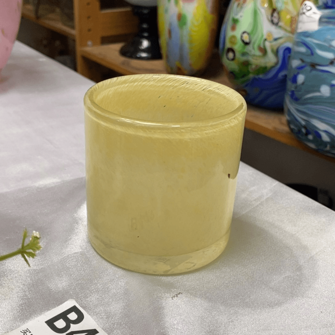 花瓶高8厘米口8厘米