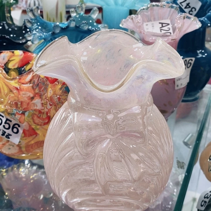 花瓶高19厘米口6厘米