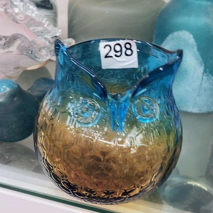 花瓶高15厘米口9厘米