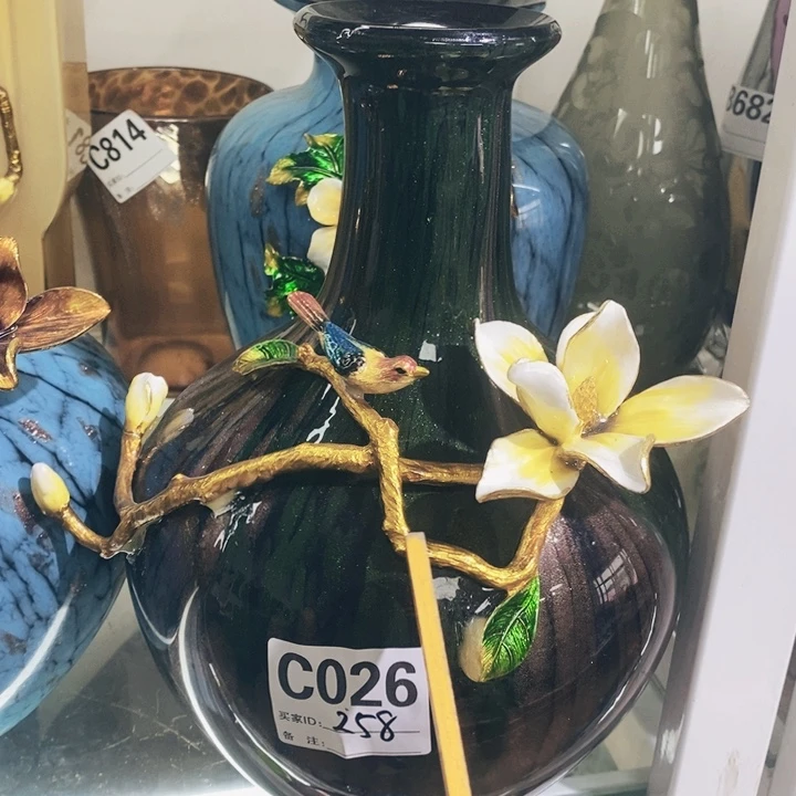 花瓶高31厘米口5厘米