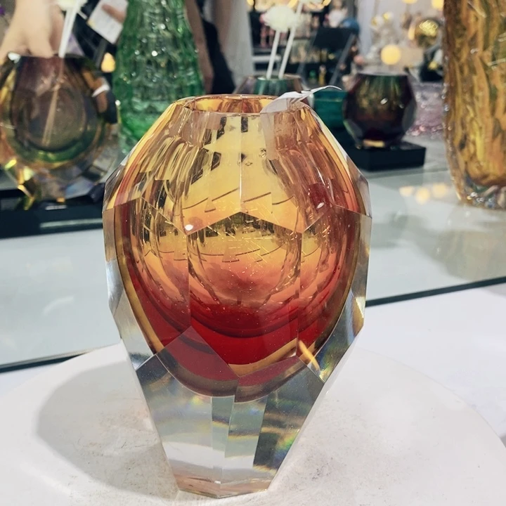 花瓶高17厘米口4厘米