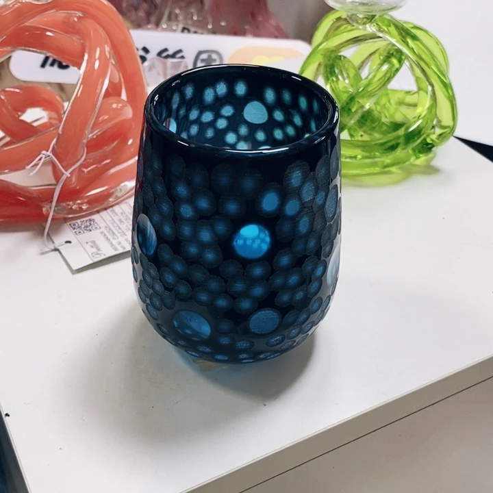 花瓶高10厘米口6厘米