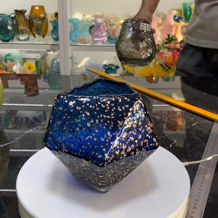 花瓶高14厘米口径9厘米