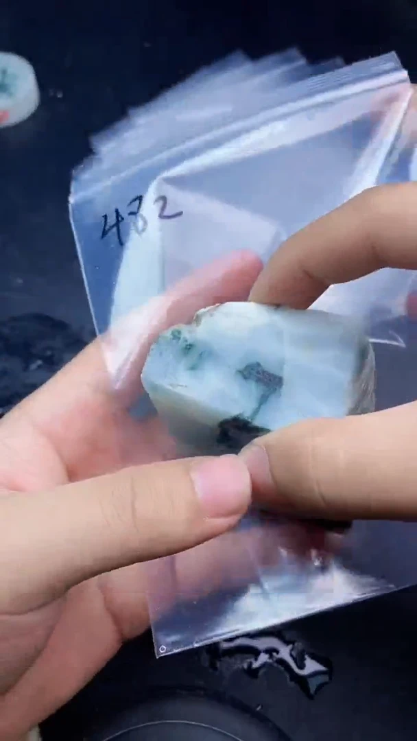 【闪购商品】翡翠挂件未镶嵌482