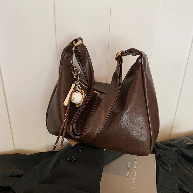 时尚通勤大容量包包女2024新款高级感复古单肩斜挎包包腋下托特包