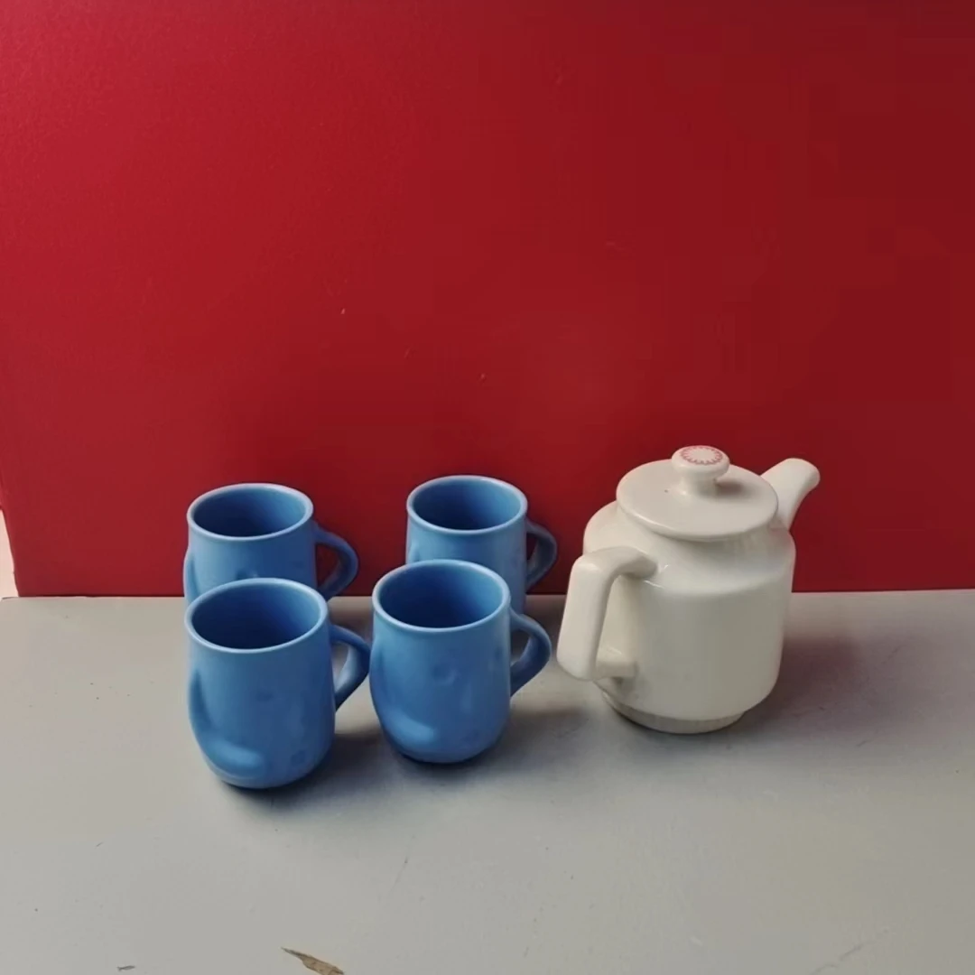 2370（口径6，高13.5，杯口径5.5，高7.5）（不带礼盒）陶瓷餐具B12