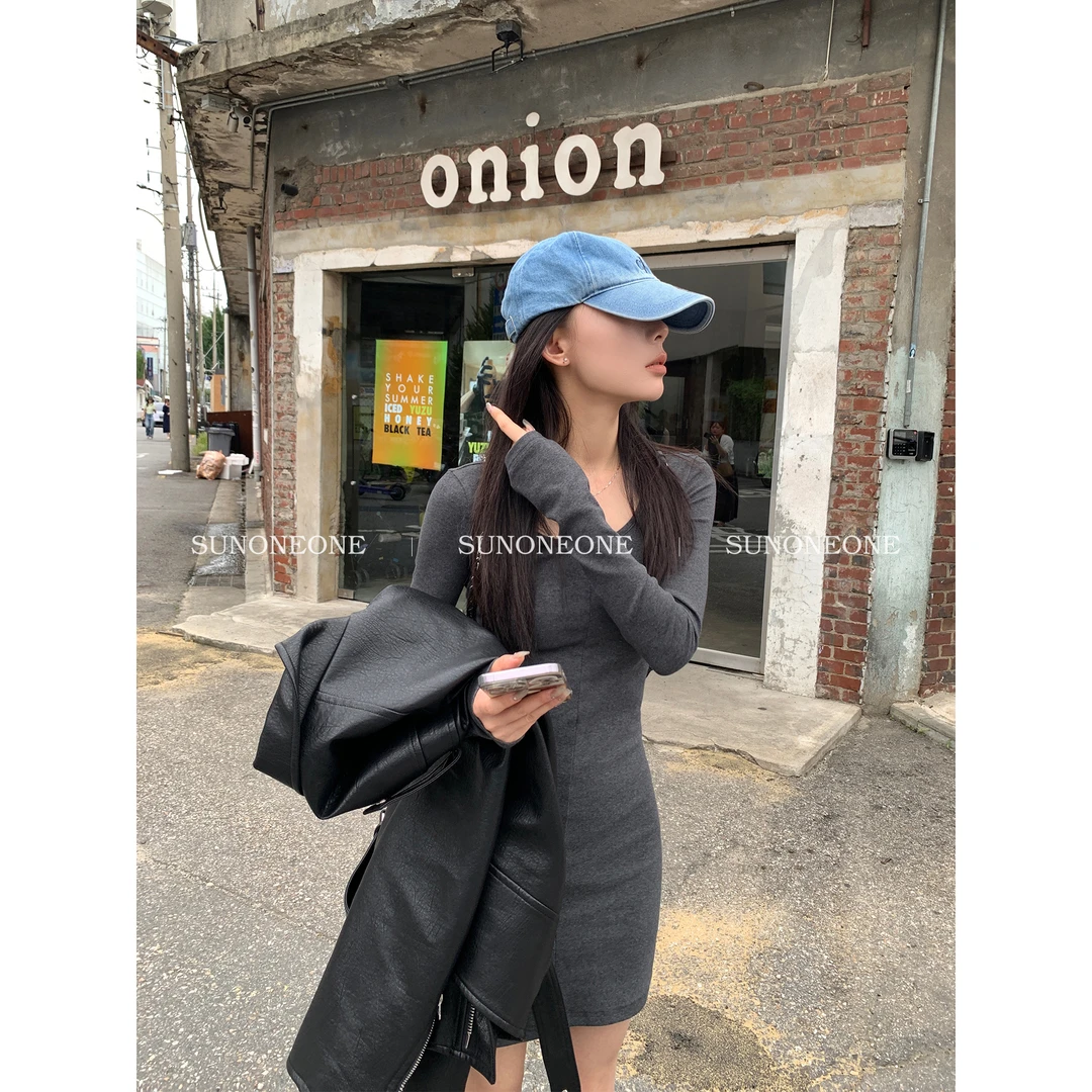 SUNONEONE 针织U领纯色长袖连衣裙女春秋长裙显瘦A字裙子HQ11502