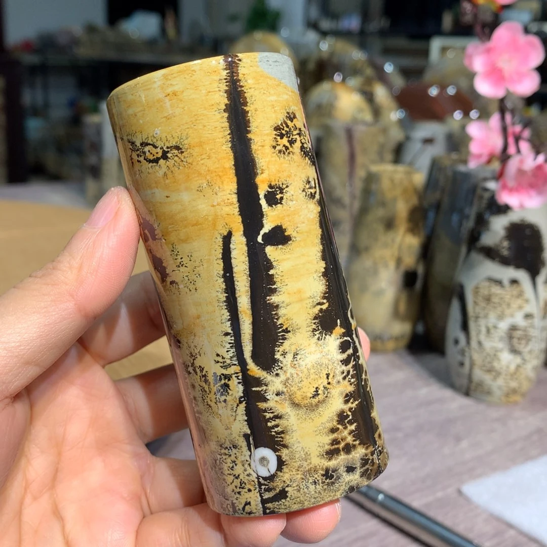 香樟木，广西国画石摆件