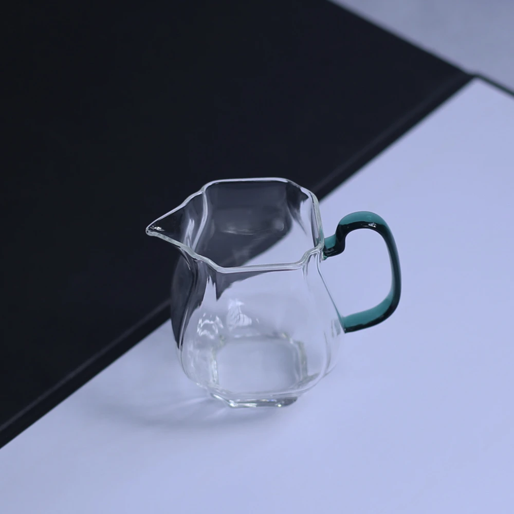 禾山居手工带把手加厚耐热玻璃公道杯创意四方茶海家用个性分茶器