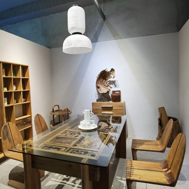 原木雕花多功能组合桌椅