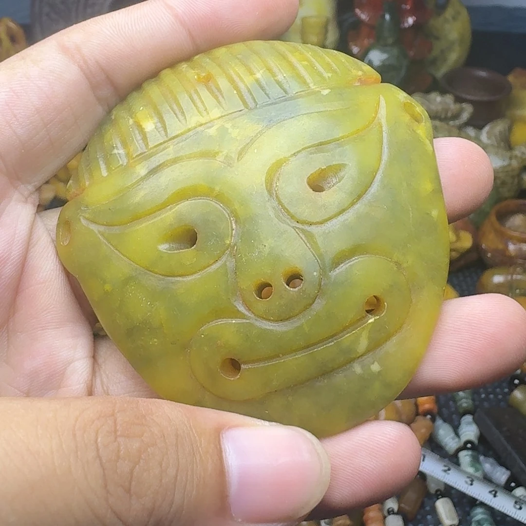 白玉菩提吊坠。。30