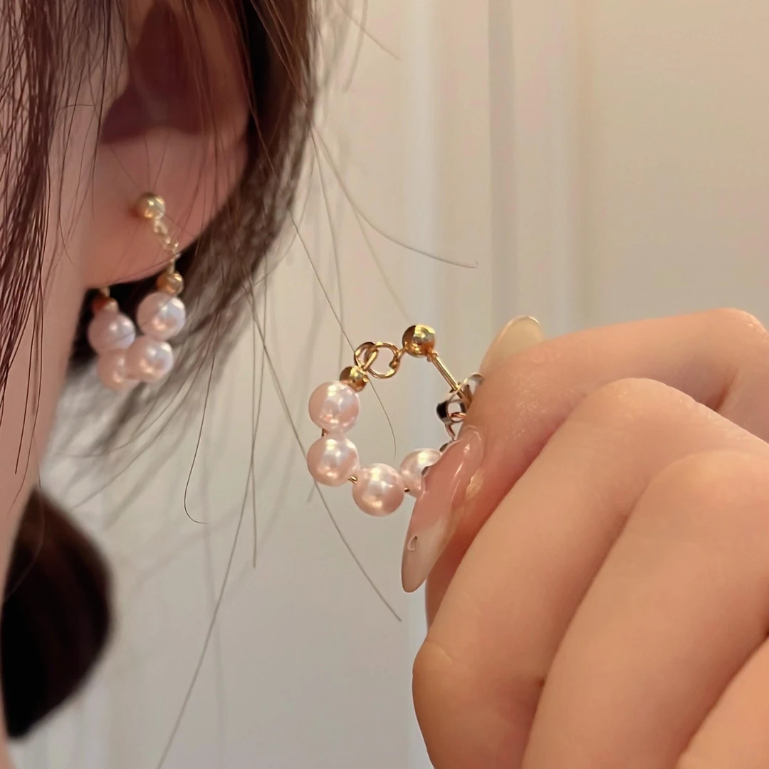 铜合金耳饰 法式轻奢时尚珠珠耳环百搭简约气质精致素款优雅耳饰