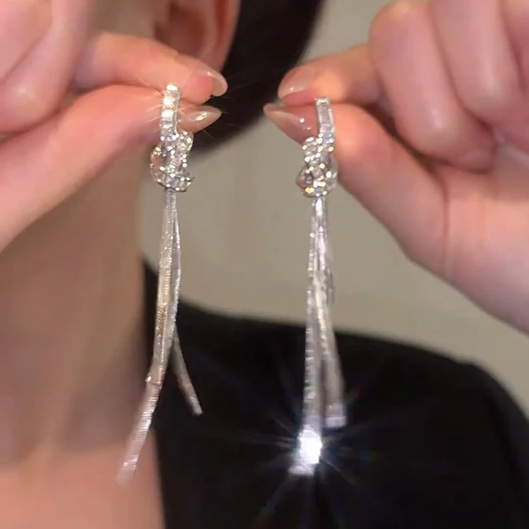 铜合金合成锆石耳饰 长款流苏耳环新款爆款高级感时尚百搭耳钉