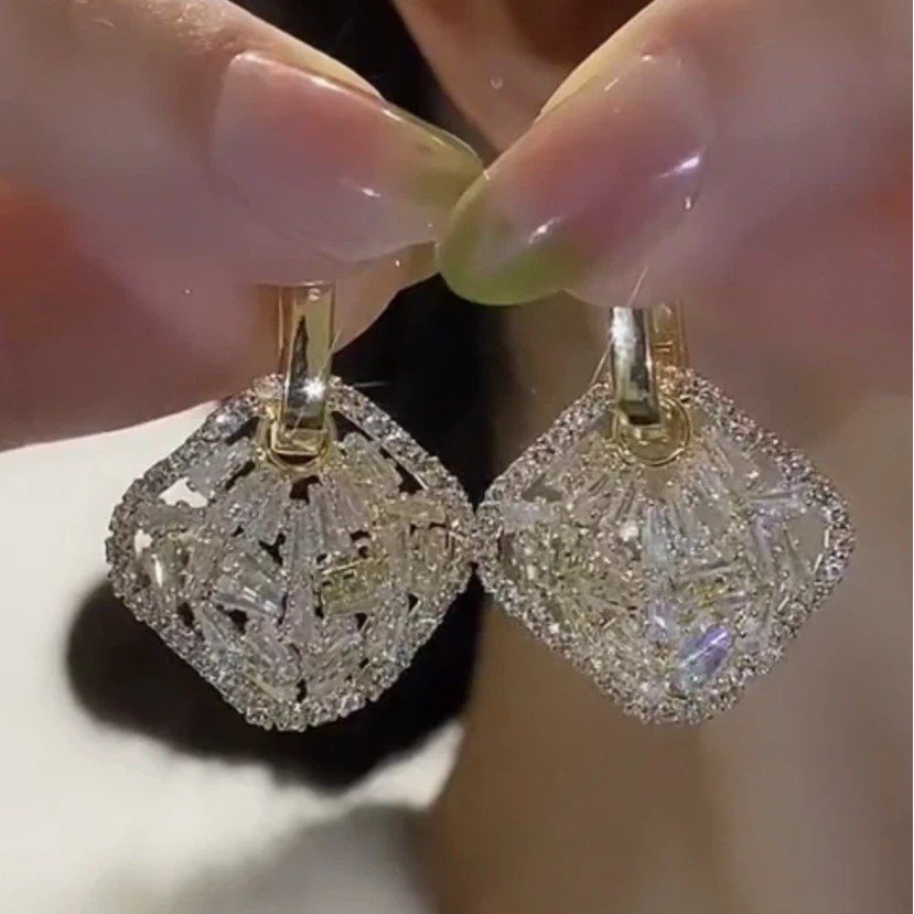 锌合金合成锆石耳饰 【Z118】新款气质法式设计高级夏季耳饰