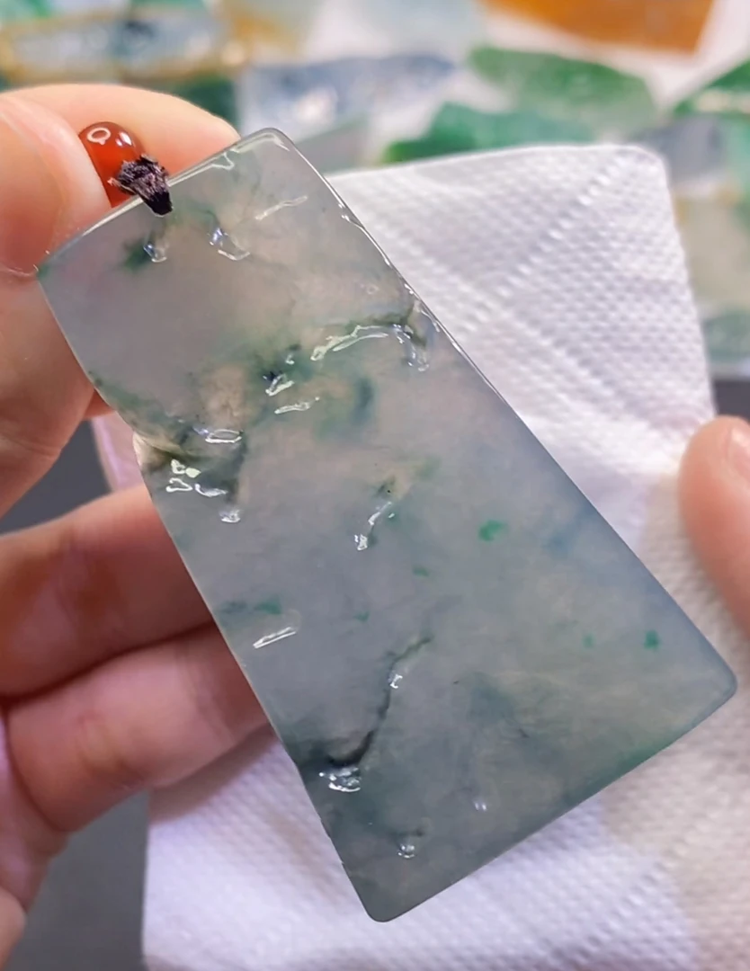 纯天然缅甸翡翠a货 689