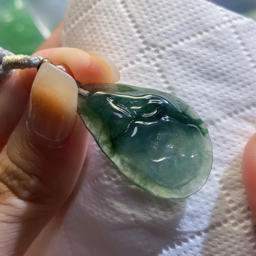 【闪购商品】翡翠吊坠(不含链)未镶嵌2027