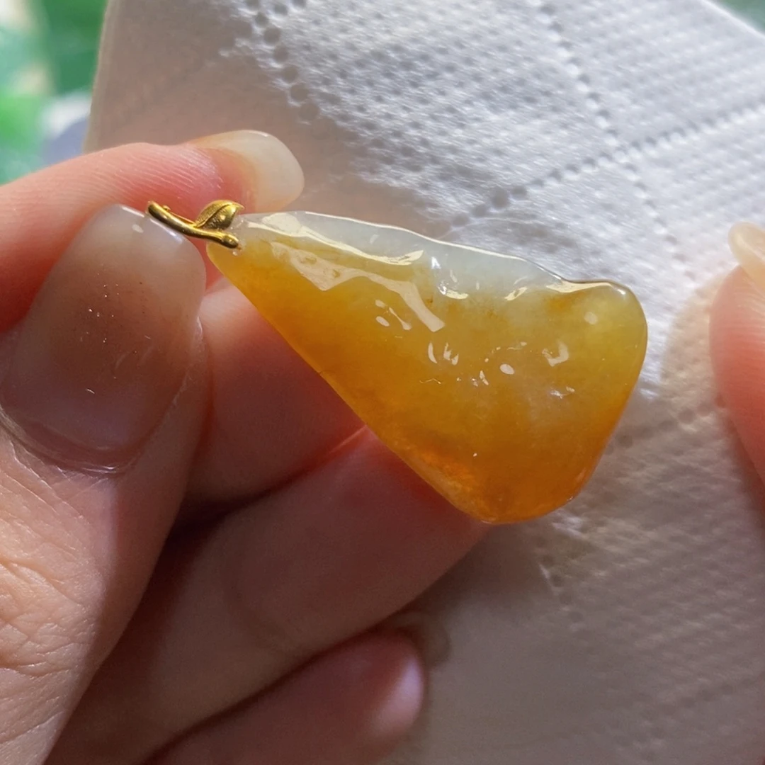 【闪购商品】翡翠吊坠(不含链)未镶嵌2542