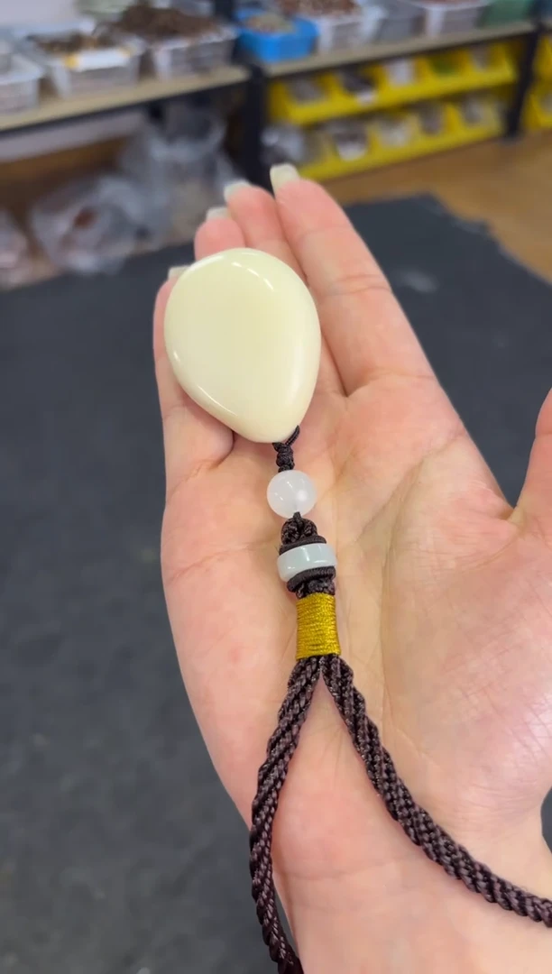 【闪购商品】菩提根/象牙果吊坠 象牙果手把件
