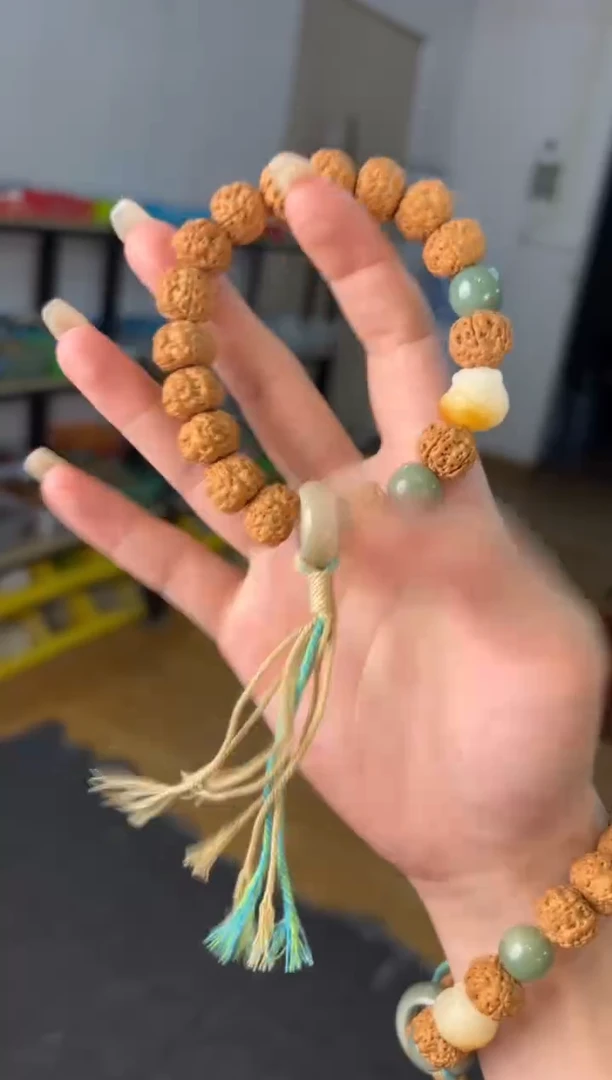 【闪购商品】菩提根/象牙果吊坠13mm金刚手持