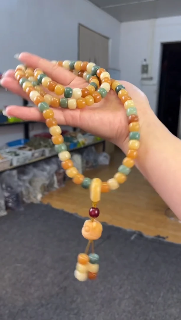 【闪购商品】白玉菩提吊坠8*10浓郁多宝醒狮108颗