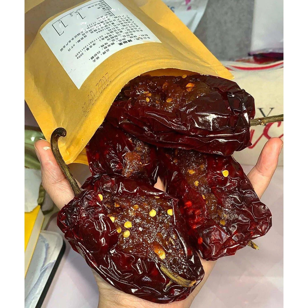 依夫辣椒果江西特产糯叽叽辣椒果爆辣糯米馅辣椒干可以当零食