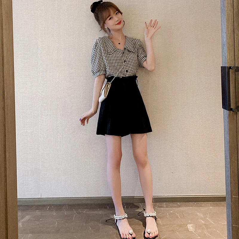 2024年新款小个子网红小香风衬衫上衣+时尚洋气减龄职业短裤装女
