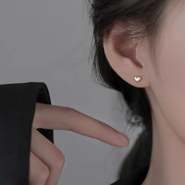 合金耳饰 小爱心耳钉女小众设计感耳环时尚气质耳环耳饰