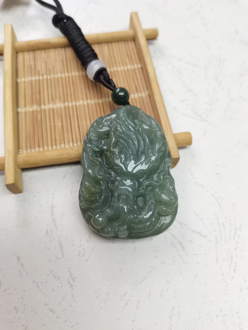 鹿总甄选 和田玉 且末蓝龙吊坠 时尚项坠 多样性发1