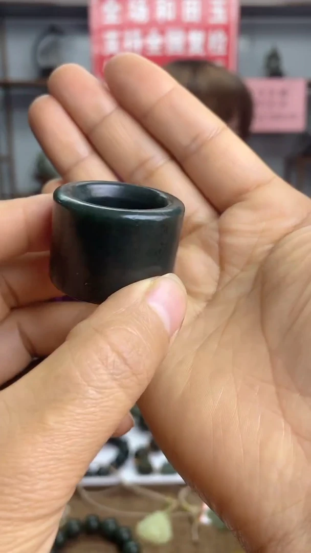 【闪购商品】和田玉颈饰未镶嵌扳指