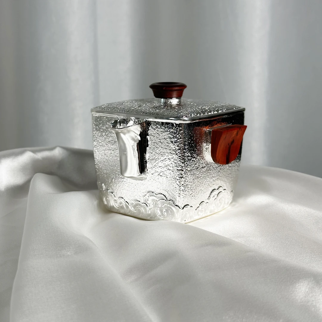 清货-手作檀木999手抓宝壶素面祥云款款家用泡茶银壶