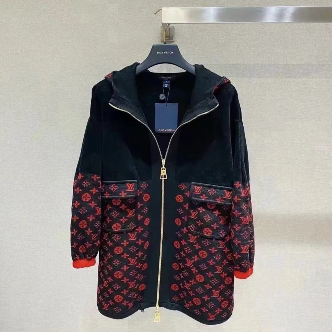 99新 LouisVuitton/路易威登 P234865566/老花连帽外套