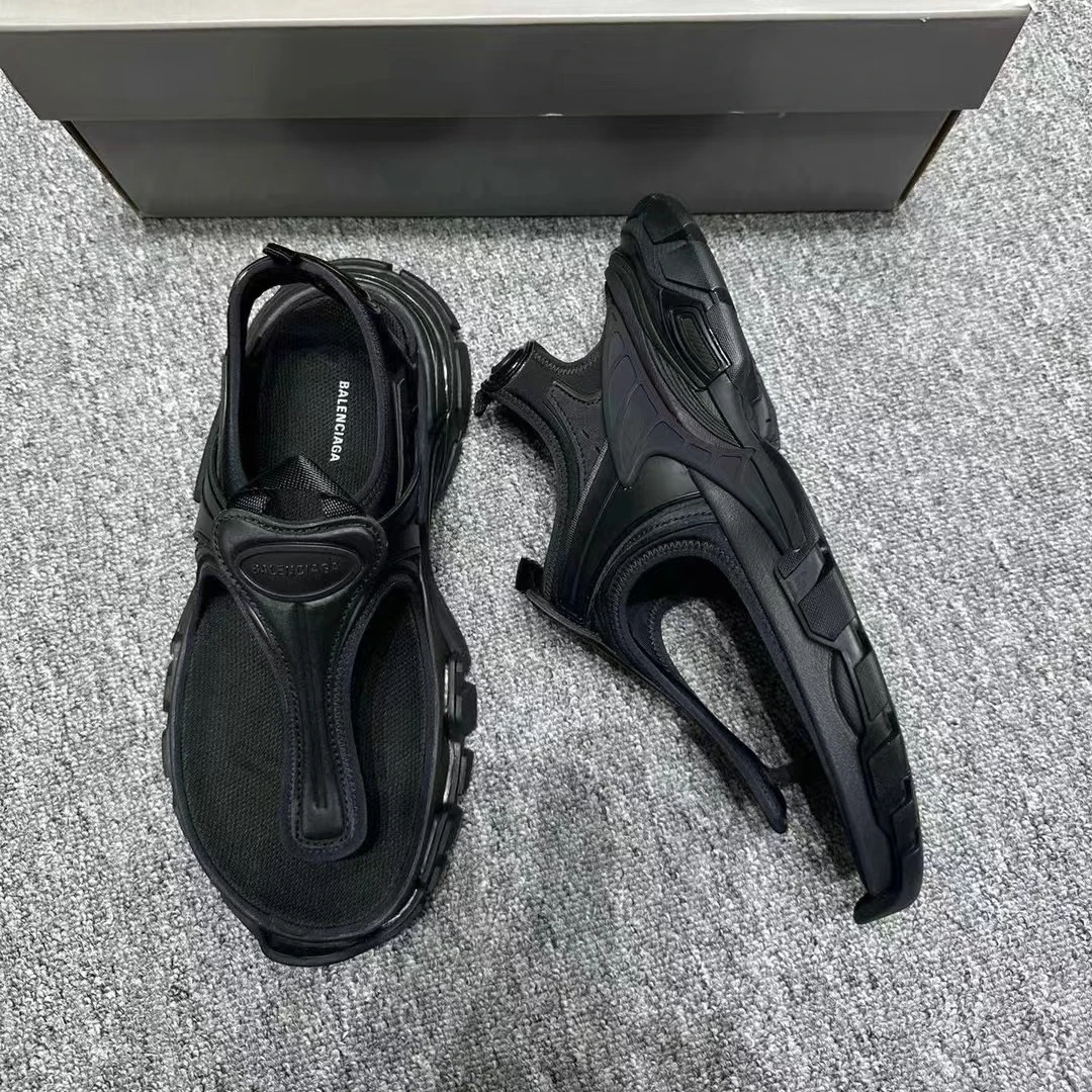 全新未使用 Balenciaga/巴黎世家 P224187742/黑凉鞋