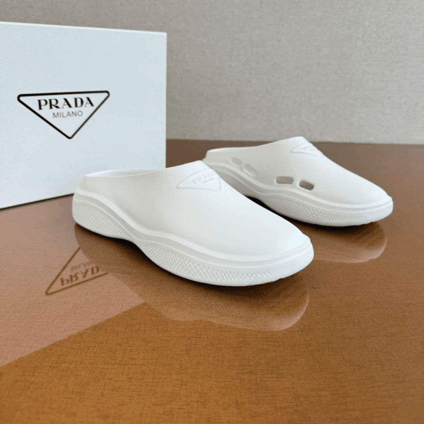 99新 Prada/普拉达 小花汤汤/P224930246/白色拖鞋