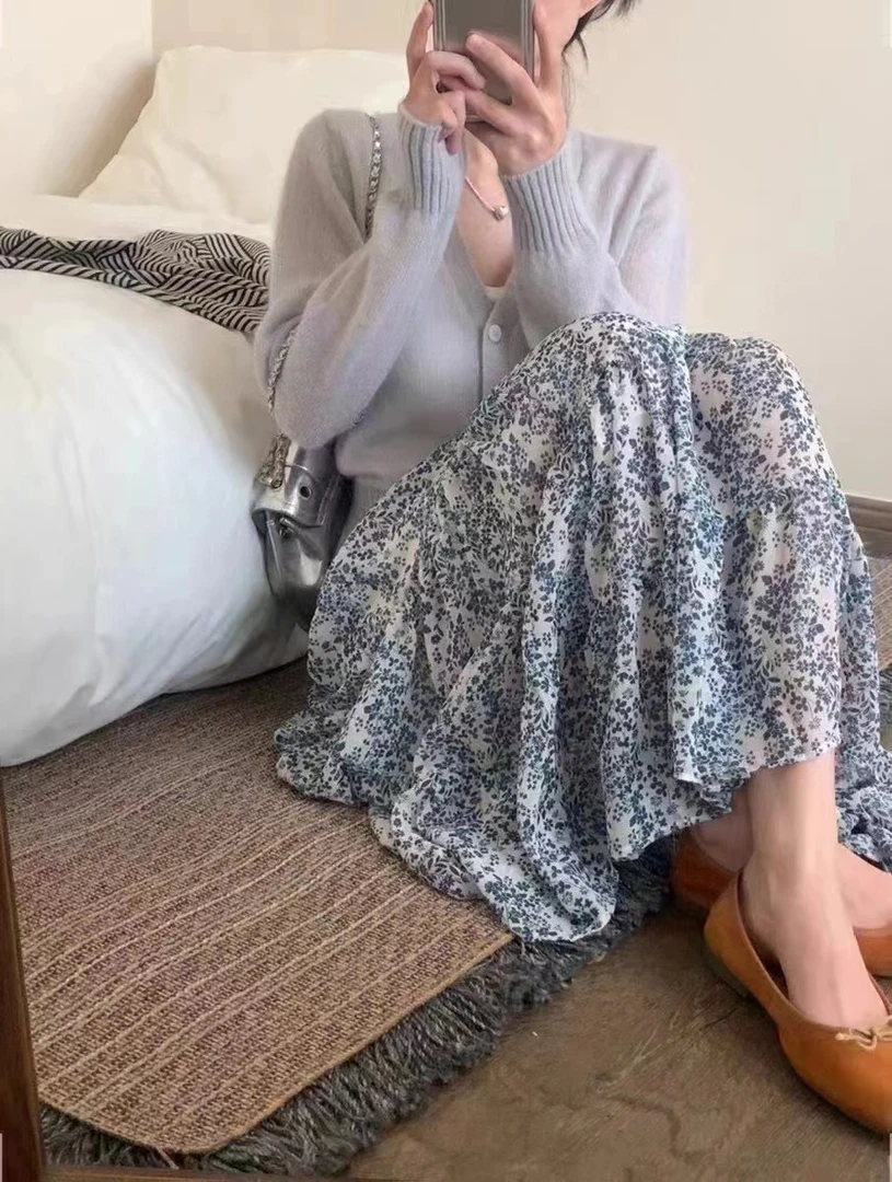 七言家巨好看！青花瓷高腰显瘦半身裙@