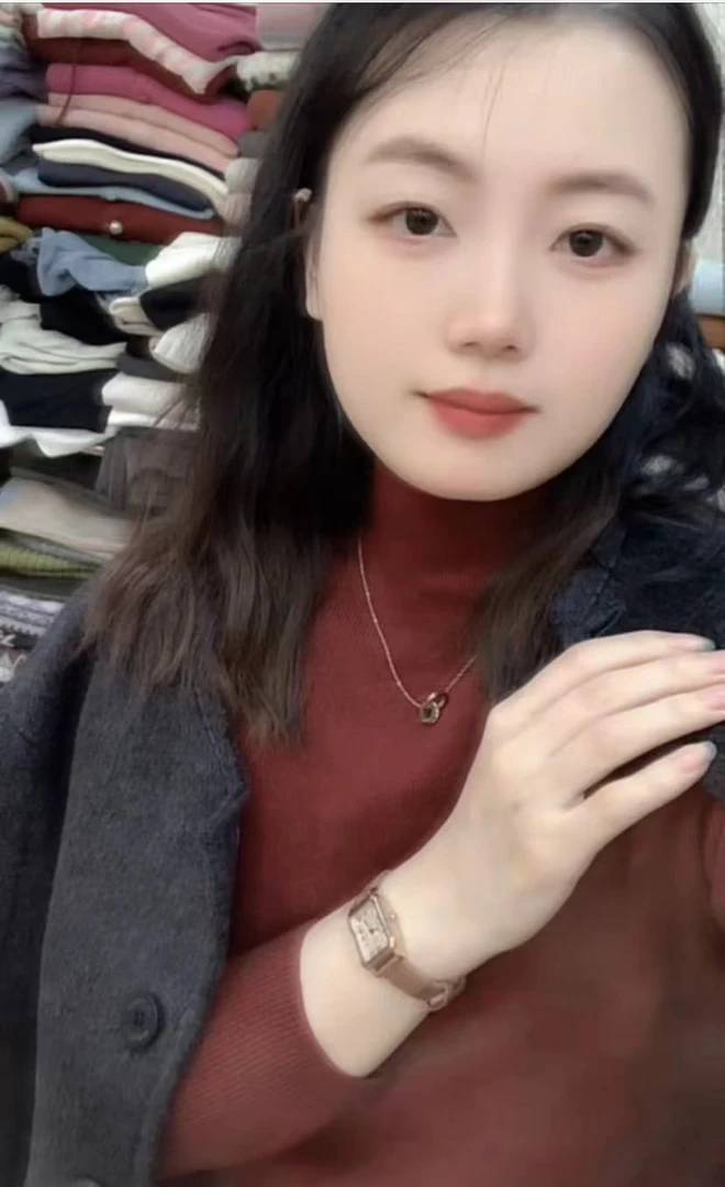 七言家巨好看安可拉红！半高领厚款打底衫