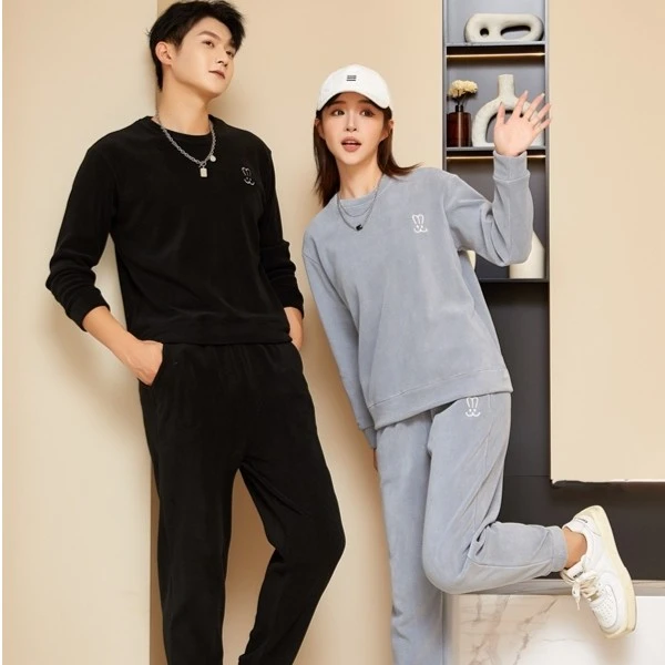 门店599！男女同款！吉祥兔休闲运动套装！