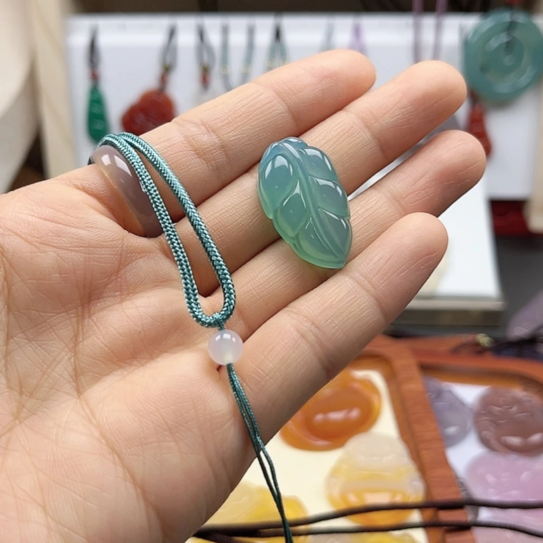 【闪购商品】玛瑙/玉髓颈饰未镶嵌永***醒