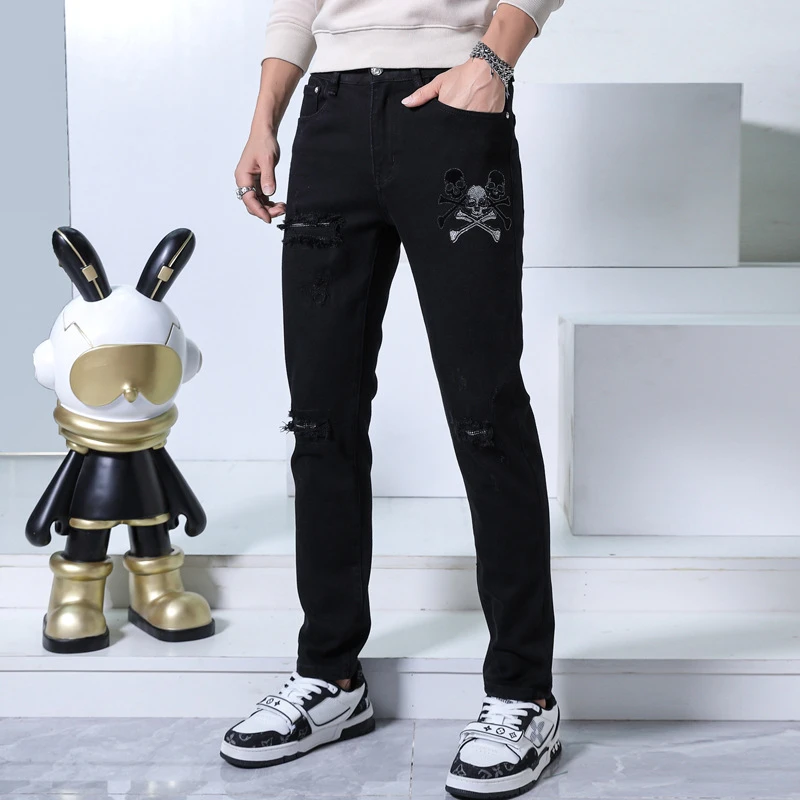 2024春季新款男士修身个性破洞补丁水洗牛仔裤潮牌弹力百搭小脚裤