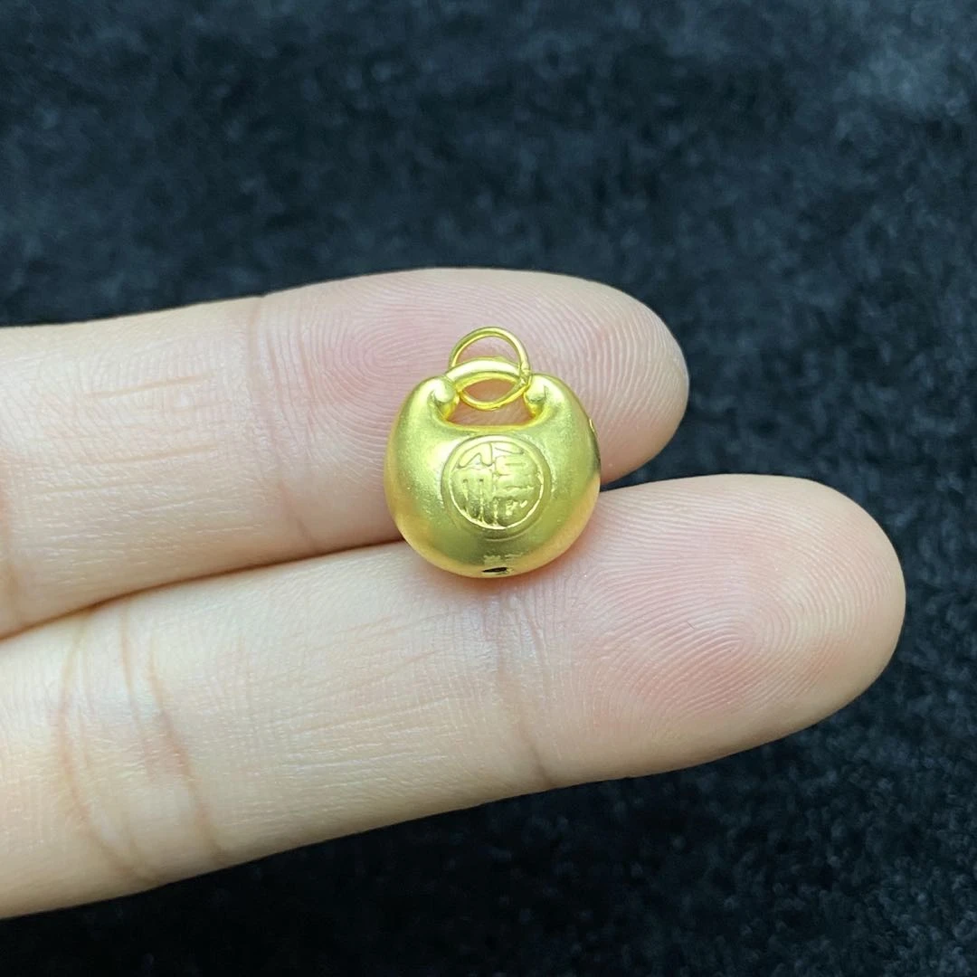 足银银制品 【星浩珠宝】足银吊坠6-3T140H24【11*11】配红绳