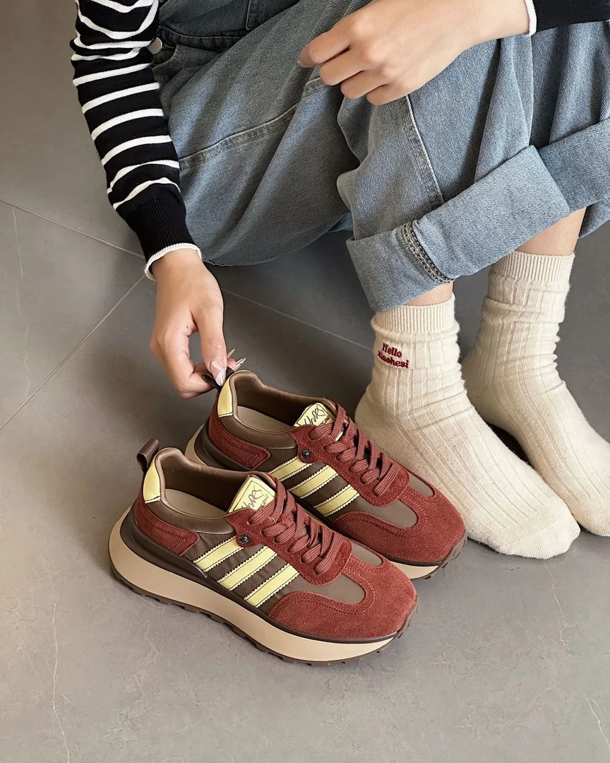 欧陌爆款厚底增高拼色阿甘鞋女2024秋冬新款时尚复古运动老爹鞋