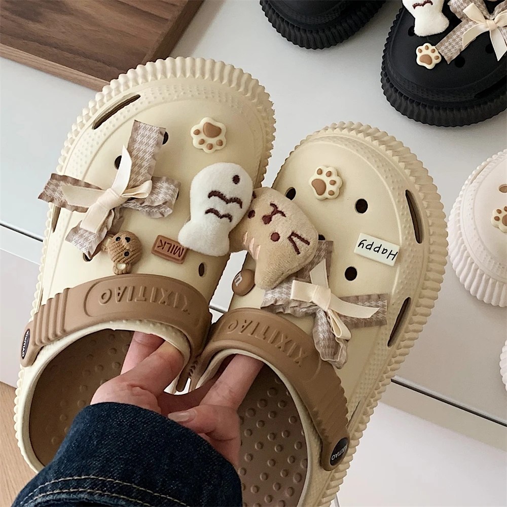 百搭可爱蝴蝶结小猫咪网红洞洞鞋室外防滑厚底夏季女士包头凉拖鞋