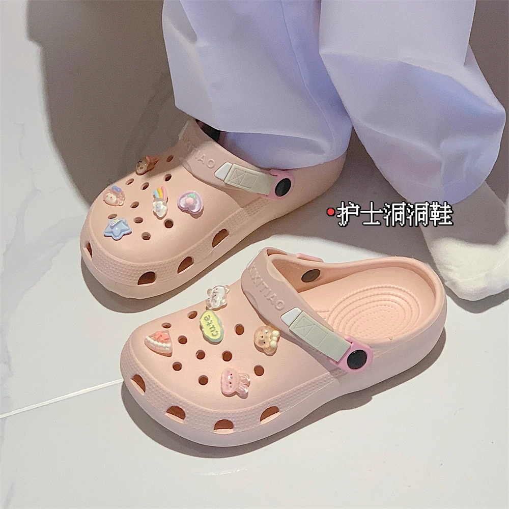 创意拼色休闲男女夏季防滑外穿洞洞鞋2024新款踩屎感情侣护士凉鞋